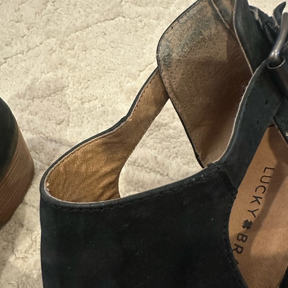 Black shoe with ankle strap and open toe - Picture 9 of 10